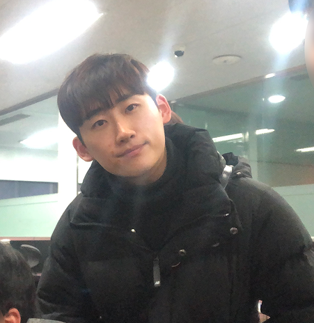 회사소개 상단 대표님 이미지